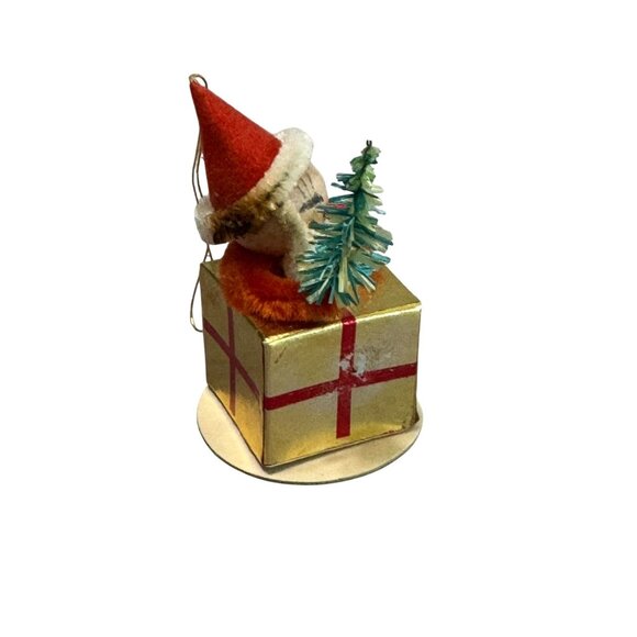 Chenille Pipecleaner Elf on Present Ornament Gold Red  2 1/2 Inches Vintage - Picture 3 of 5